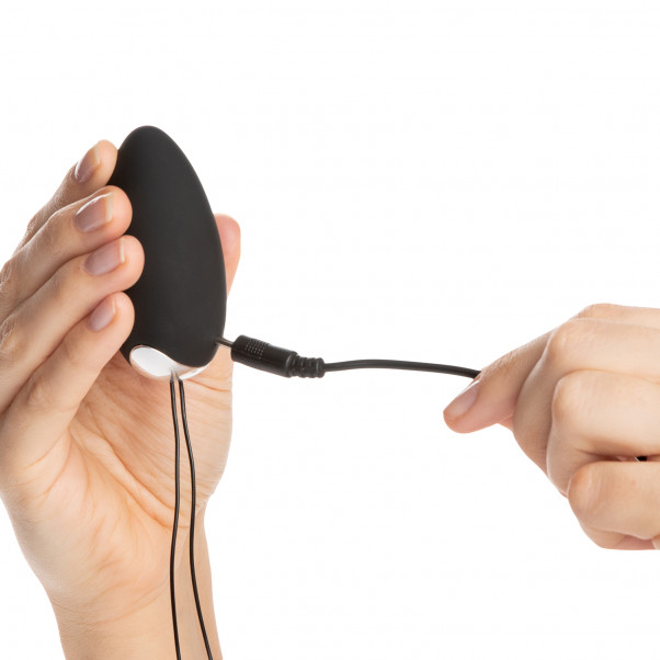 Sinful Deluxe Rechargeable Remote Control Love Egg  5