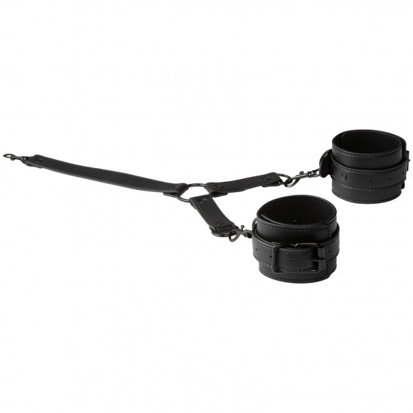 7 Part Bondage Set product packaging image 3